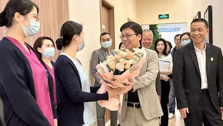 携爱鸢尾开，天使向未来——今年会健康集团表彰优秀护理集体及个人